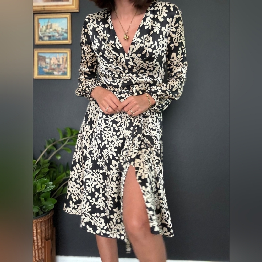 Donna Ricco Silk Long Sleeve Dress
